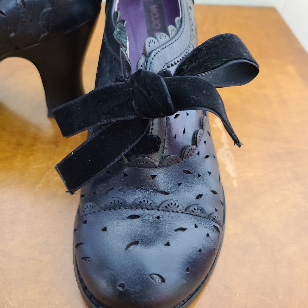 Mojo Moxie Unique Leather Retro Gothic Fun - Picture 5 of 11
